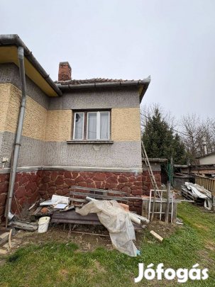 Zalaegerszegtől 9 km távolságra 80 m2-es ház eladó!