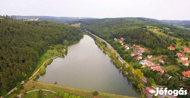 Zalcsányban építési telek eladó