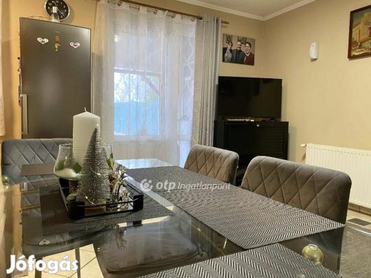 Zamárdii eladó 136 nm-es lakás