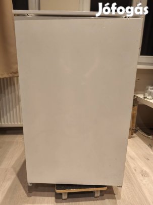 Zanussi Beépíthető hűtőszekrény, 123L, M:87.3cm