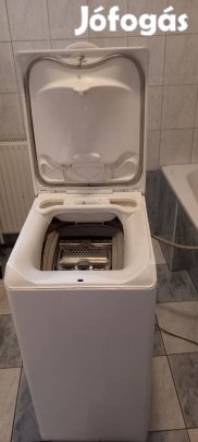 Zanussi fehér felultoltos mosógép