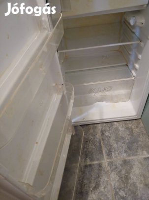 Zanussi hűtő szekrény fagyasztó val 