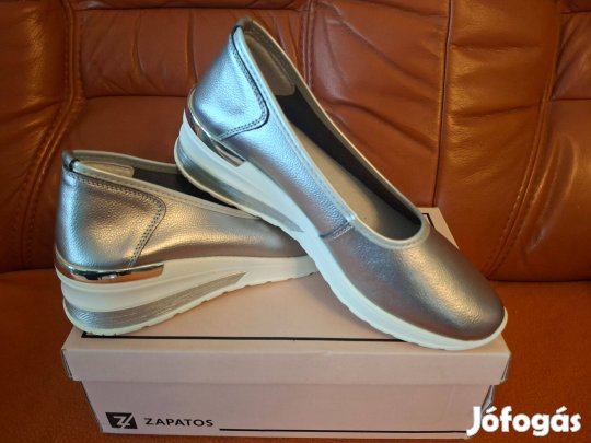 Zapatos emelt talpú női félcipő eladó csökkentett áron - 40