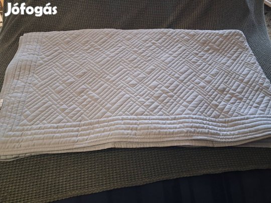 Zara  Home Ágytakaró. 10.000FT