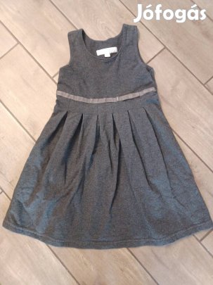 Zara ruhák 116 és 128 méretek. 2200ft/ db 