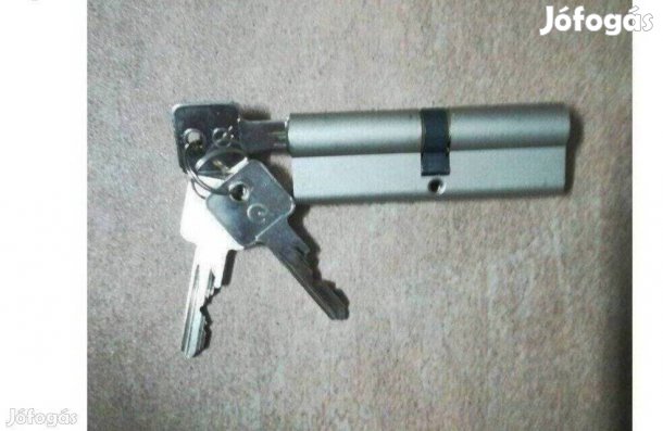 Zárbetét 40x45 eladó, 3 db kulcs,