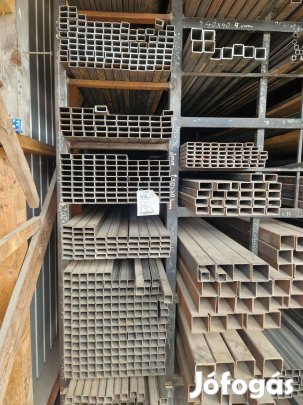 Zártszelvény 30×30×2 mm 6 m