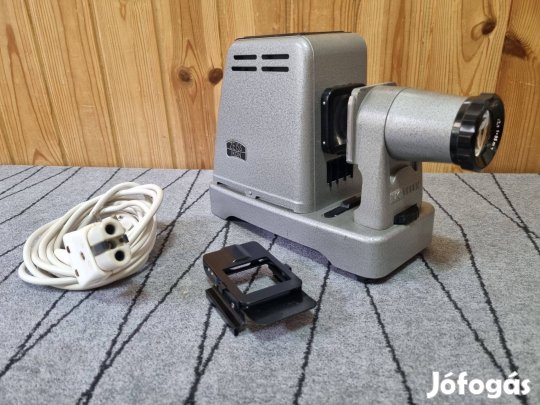 Zeiss Ikon Ikolux diavetítő