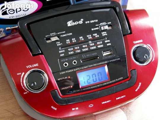 Zenegép és rádió