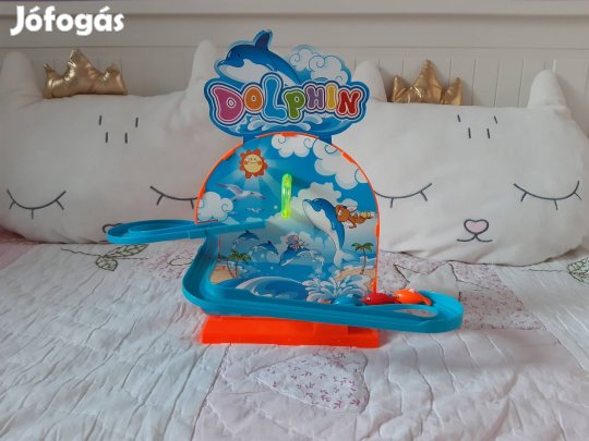 Zenélő, mozgó interaktív játék