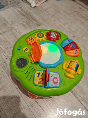Zenélő, világító baba asztalka
