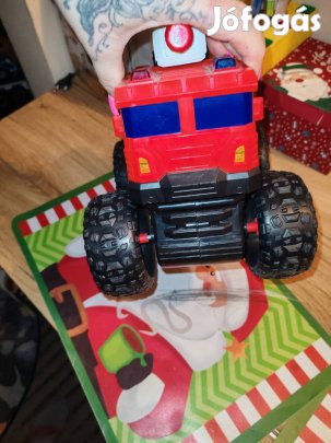 Zenélő nagy monster autó 