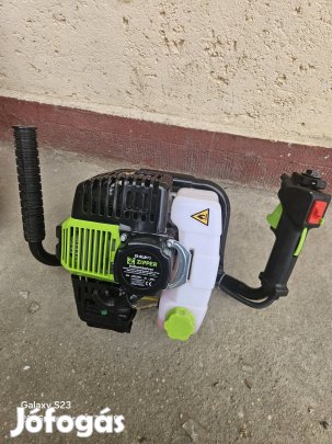 Zipper földfúró gép