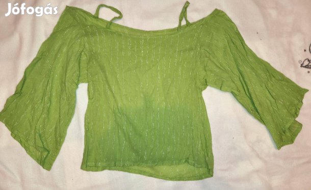 Zöld, hosszú ujjú felső