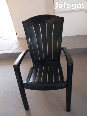 Zöld magastámlás kerti szék eladó