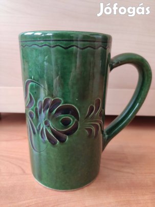 Zöld mázas népi mintás korsó