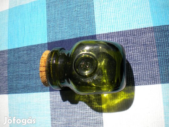 Zöld pecsétes kis üveg parafadugóval szögletes huta üveg