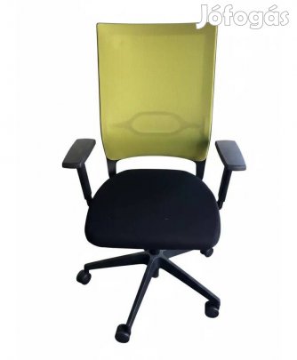 Zöld színű irodai forgószék, Sedus Quarterback QB-102 - használt bútor