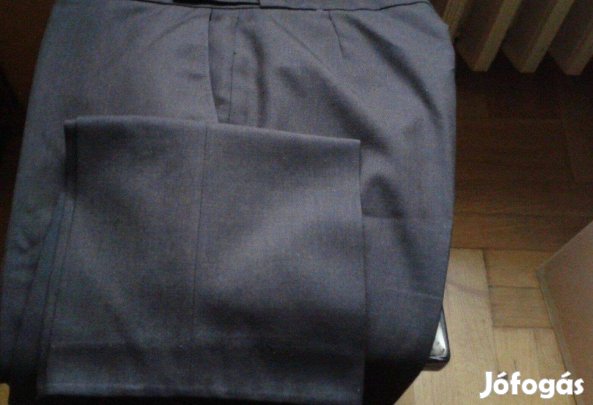 Zöldes színű vékony öltönynadrág