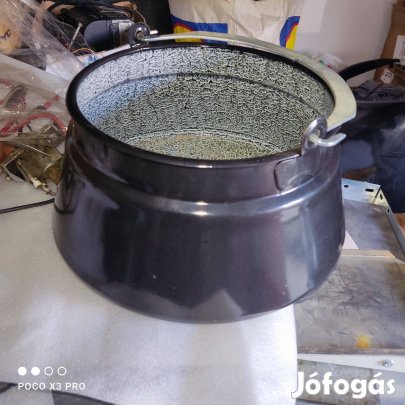 Zománcozott bogrács állvánnyal Új ! KB: 10-16 literes