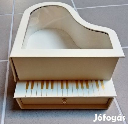Zongora díszdoboz