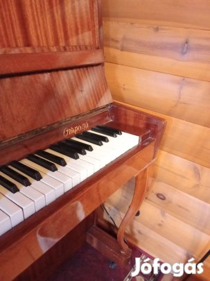 Zongora eladó