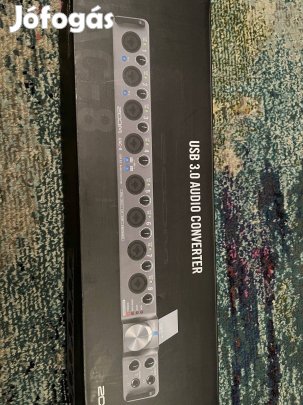 Zoom UAC-8 USB 3.0 stúdió külső hangkártya