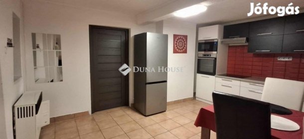 Zsákai 70 nm-es ház eladó