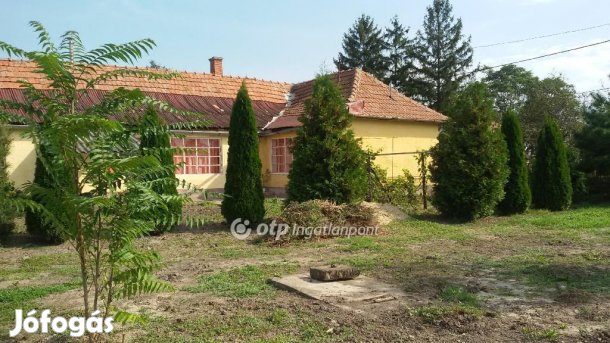 Zsákai eladó 96 nm-es ház