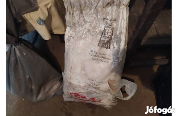 Zsákos oltott mész