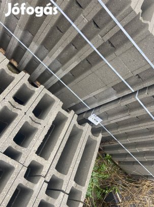 Zsalukő 150-es,Leier