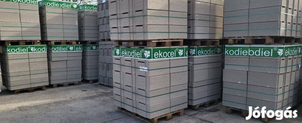 Zsalukő 30- as eladó / 50x25x30m