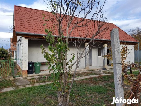 Zsámboki eladó 55 nm-es ház