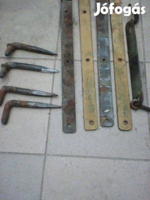 Zsanér, ajtó - kapu. (kapupánt)