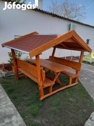 Zsindelytettős kerti kiülő