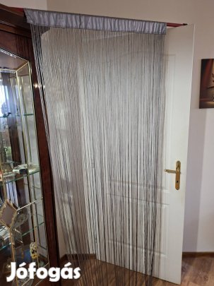 Zsinórfüggöny/szürke/fehér
