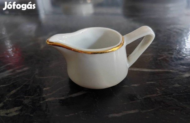 Zsolnay Miniatűr régi porcelán tejszínes kiöntő