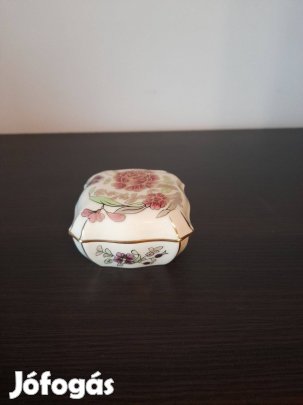 Zsolnay bonbonier