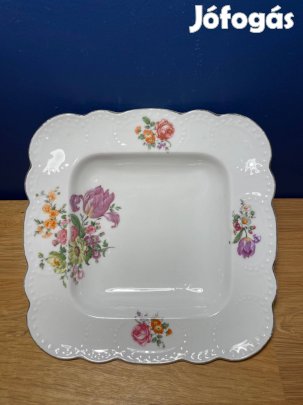 Zsolnay dúsvirágos, gyöngyös salátás tál