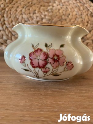 Zsolnay gerezdes virágmintás váza