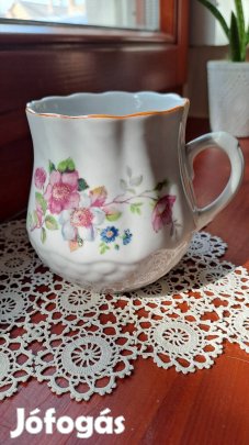 Zsolnay hasas, pocakos bögre