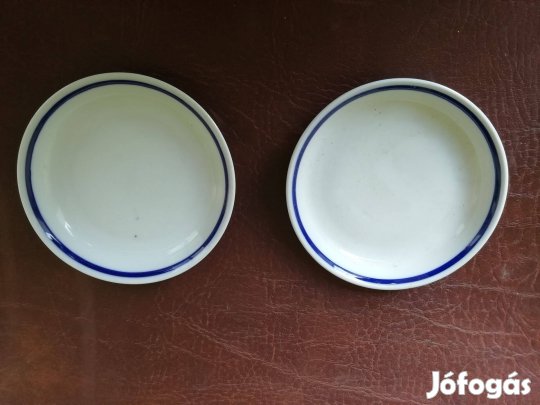 Zsolnay kistányérok 2 db régi jelzet szép db-ok