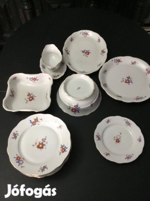 Zsolnay nagy virágos,arany szegélyű,13db -os, hiányos étkészlet