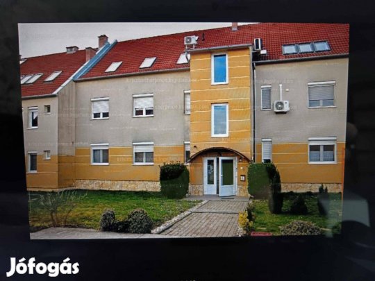 Zsolnay negyedben lakás eladó