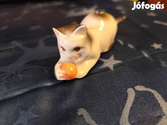 Zsolnay porcelán cica 