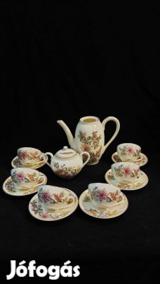 Zsolnay porcelán kézifestett kávéskészlet részlet