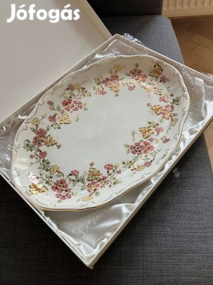 Zsolnay porcelán kínálótál díszdobozban 36×26 cm, aranyozott,