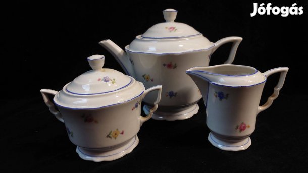 Zsolnay porcelán kisvirágos, kék csíkos teás kiöntők és cukros
