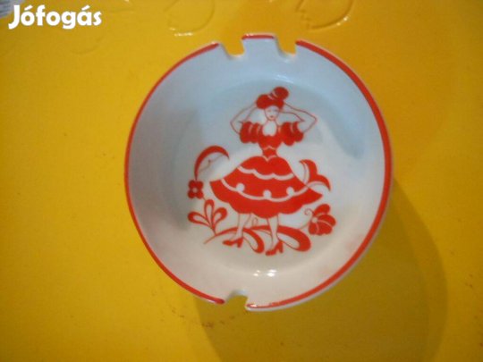 Zsolnay porcelán nőalakos hamutál hibátlan ha gyüjtöd 3500-