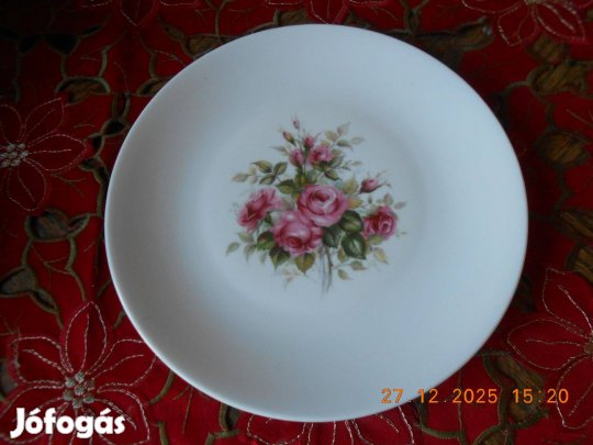 Zsolnay rózsa mintás tányér